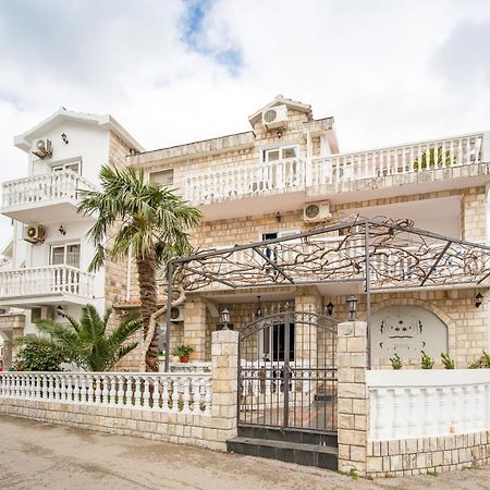 Apartments & Rooms Nikolic Будва Екстериор снимка