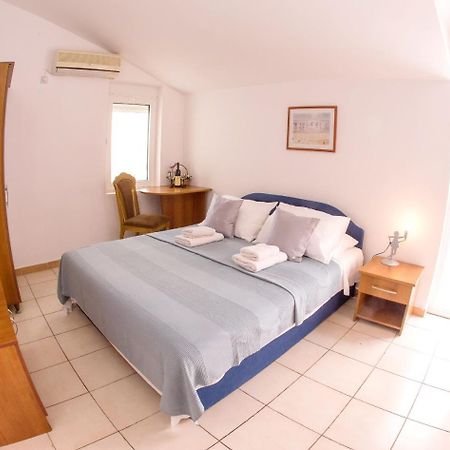 Apartments & Rooms Nikolic Будва Екстериор снимка