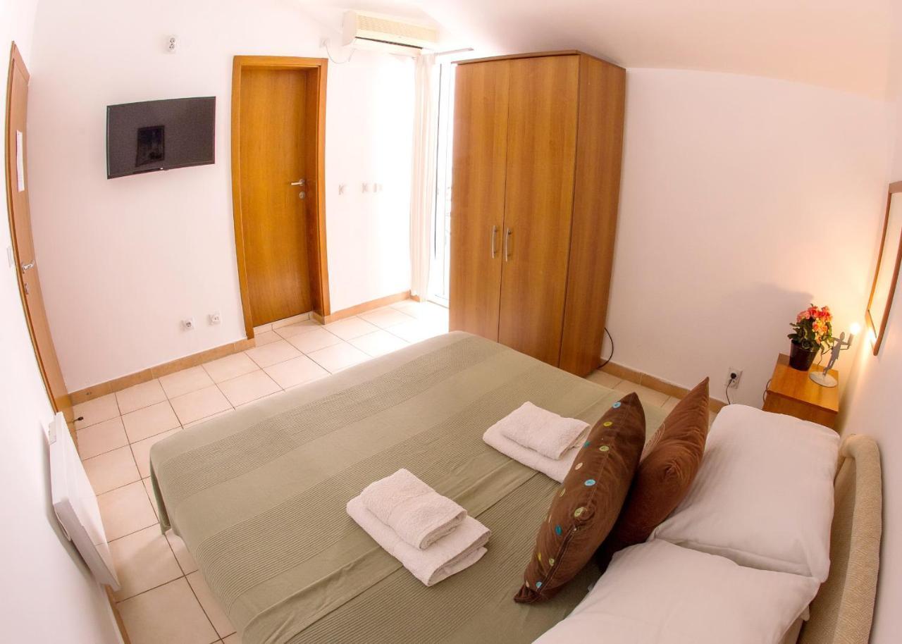 Apartments & Rooms Nikolic Будва Екстериор снимка