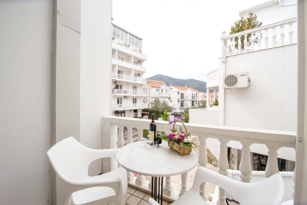Apartments & Rooms Nikolic Будва Екстериор снимка