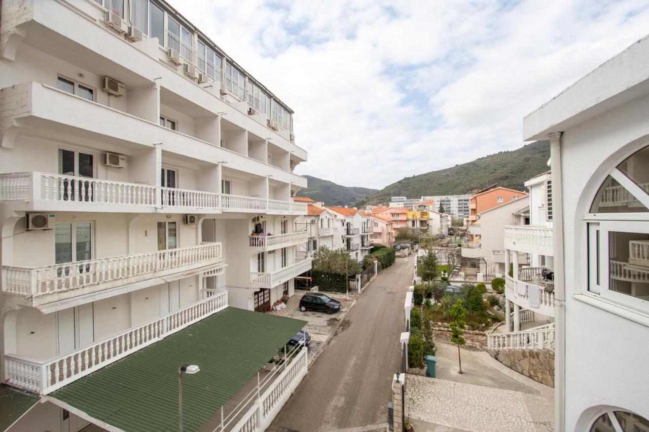 Apartments & Rooms Nikolic Будва Екстериор снимка