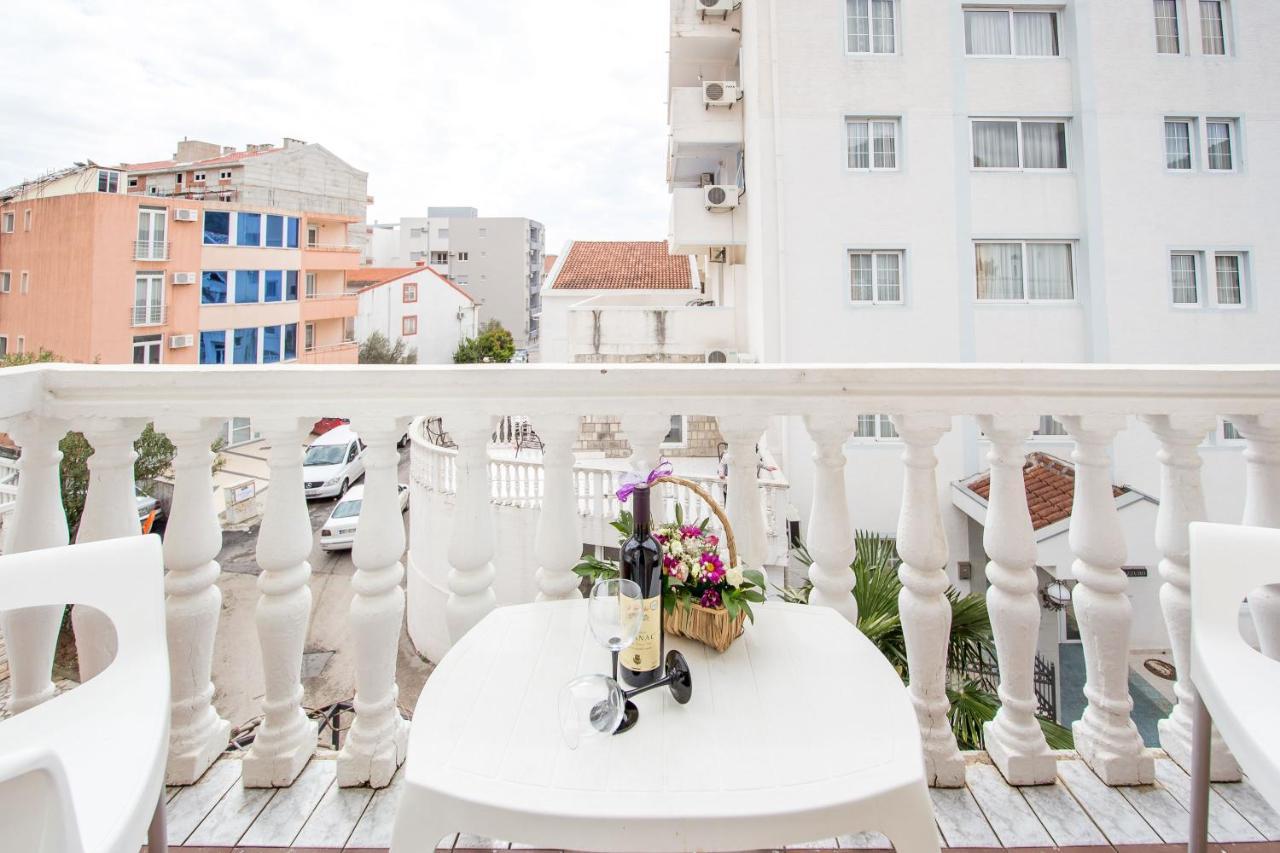 Apartments & Rooms Nikolic Будва Екстериор снимка