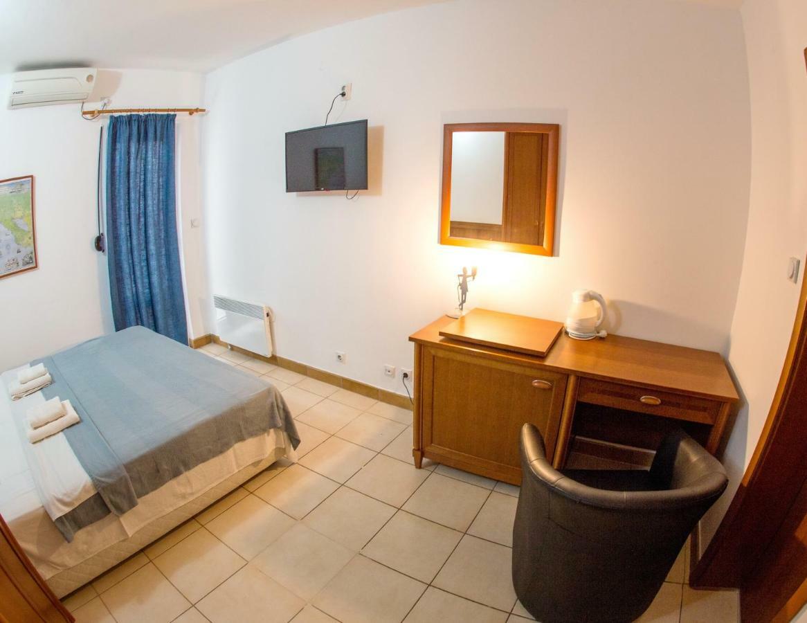 Apartments & Rooms Nikolic Будва Екстериор снимка